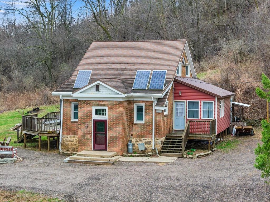 Photo of E5294A Herritz ROAD, Reedsburg, WI 53959 (MLS # 2017648)