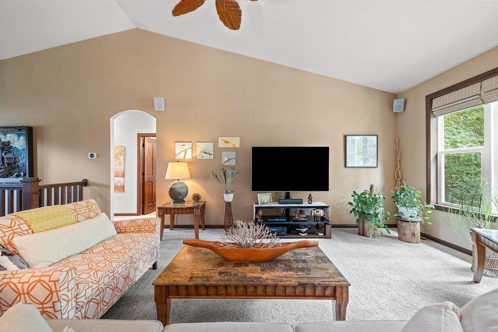 Photo of 1048 Faversham WAY, Green Bay, WI 54313 (MLS # 50333106)