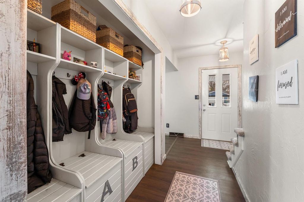 Photo of 125 Parkway COURT, Fond Du Lac, WI 54935 (MLS # 50320841)