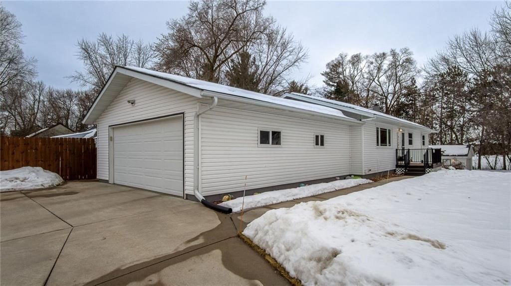 Photo of 1409 Platt STREET, Eau Claire, WI 54703 (MLS # 1598259)