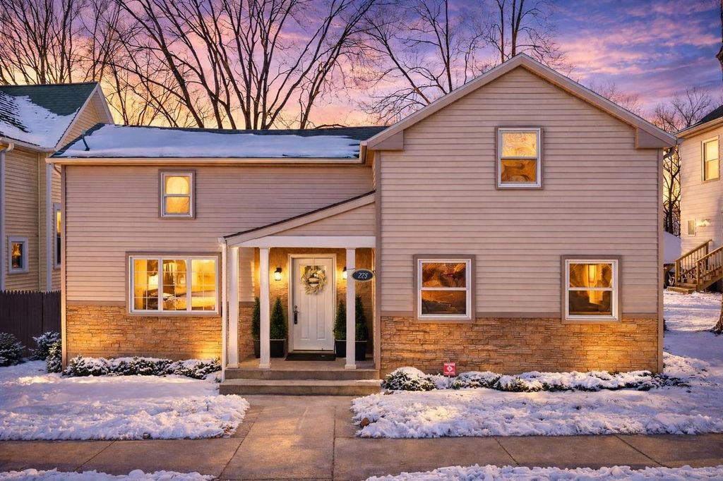 Photo of 225 N Pine STREET, Reedsburg, WI 53959 (MLS # 2015809)