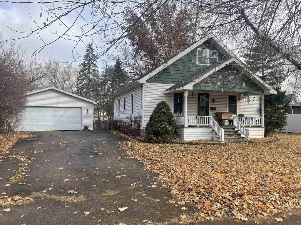 Photo of 412 W Division STREET, Kaukauna, WI 54130 (MLS # 50318723)