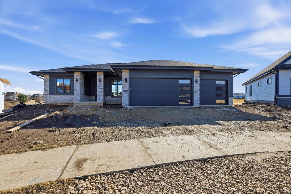 Photo of 910 Westbridge Court, lot 48 Ct, Waunakee, WI 53597 (MLS # 2016860)