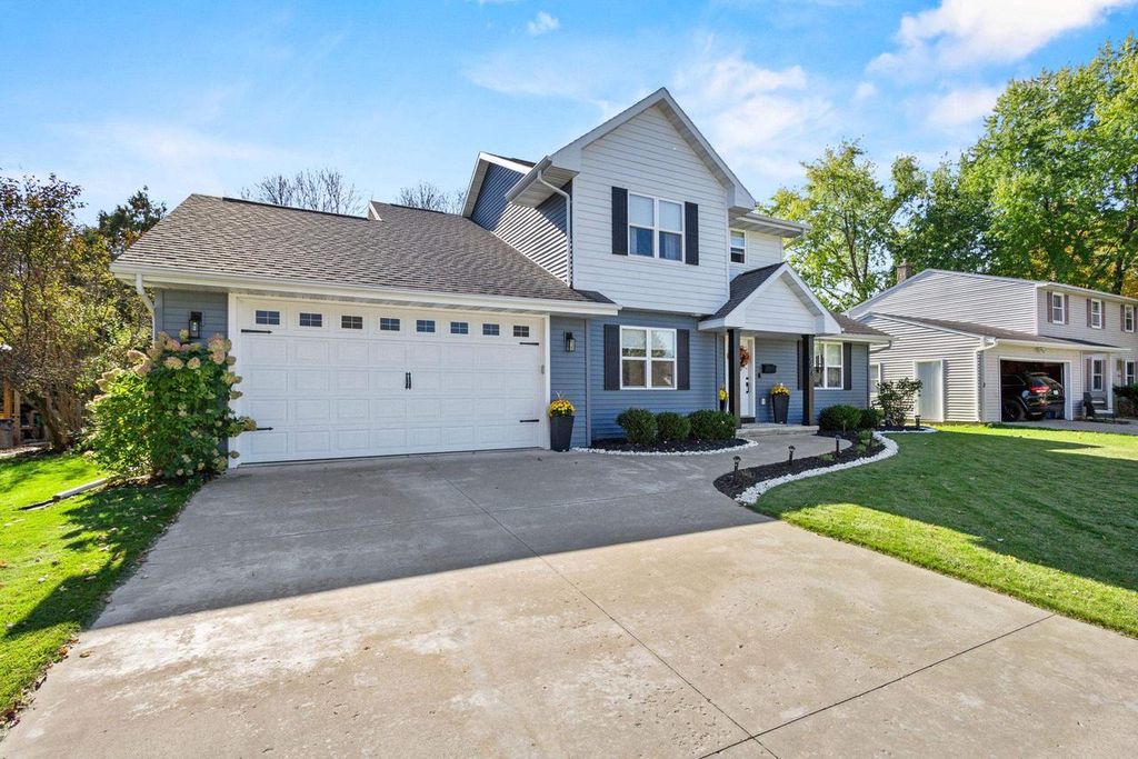 Photo of 906 Karl STREET, Green Bay, WI 54301 (MLS # 50317156)