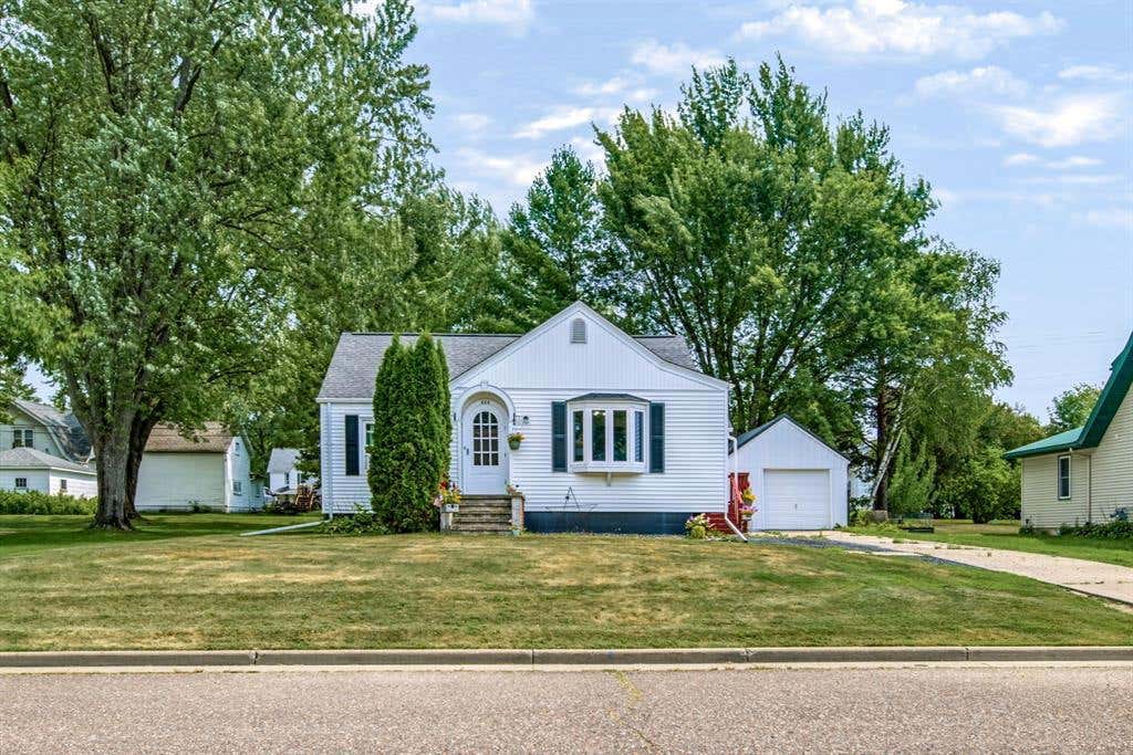 Photo of 614 Park AVENUE, Stanley, WI 54768 (MLS # 1603785)