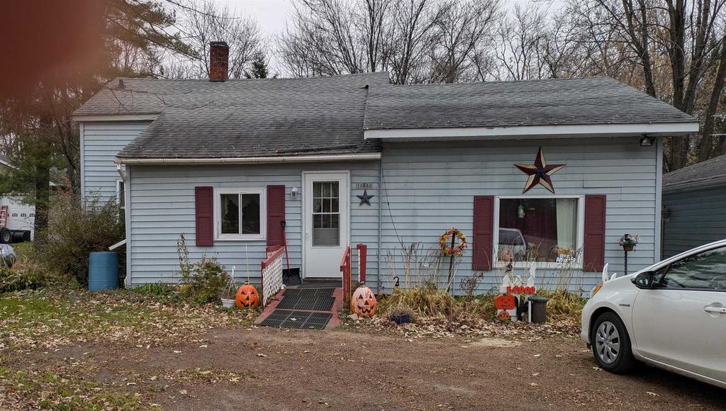 Photo of 10880 County Road H, Marshfield, WI 54449 (MLS # 22505447)