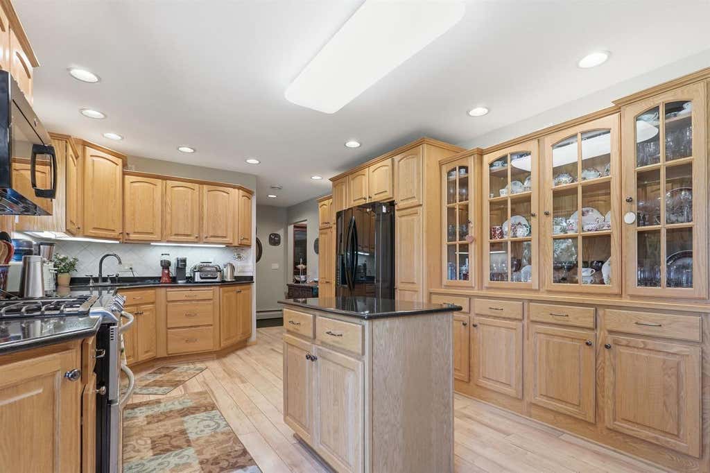 Photo of 206 W Cedar STREET, Abbotsford, WI 54405 (MLS # 22602855)