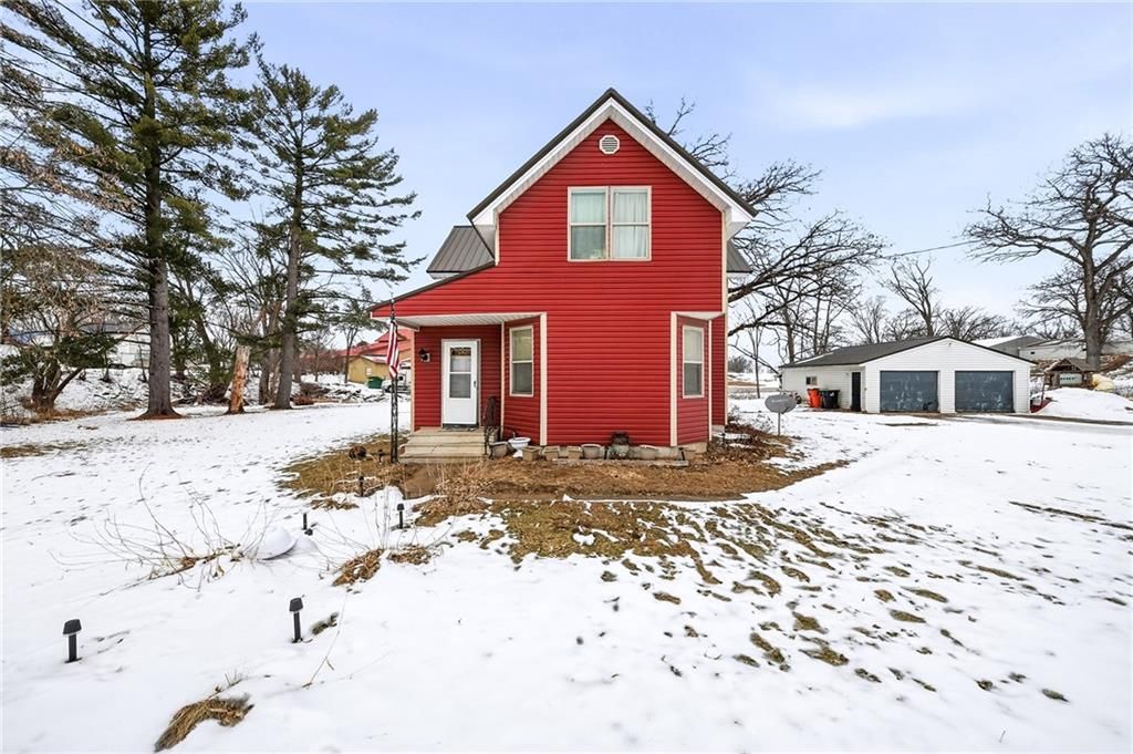 Photo of 26014 E Mondovi Street, Eleva, WI 54738 (MLS # 1598403)