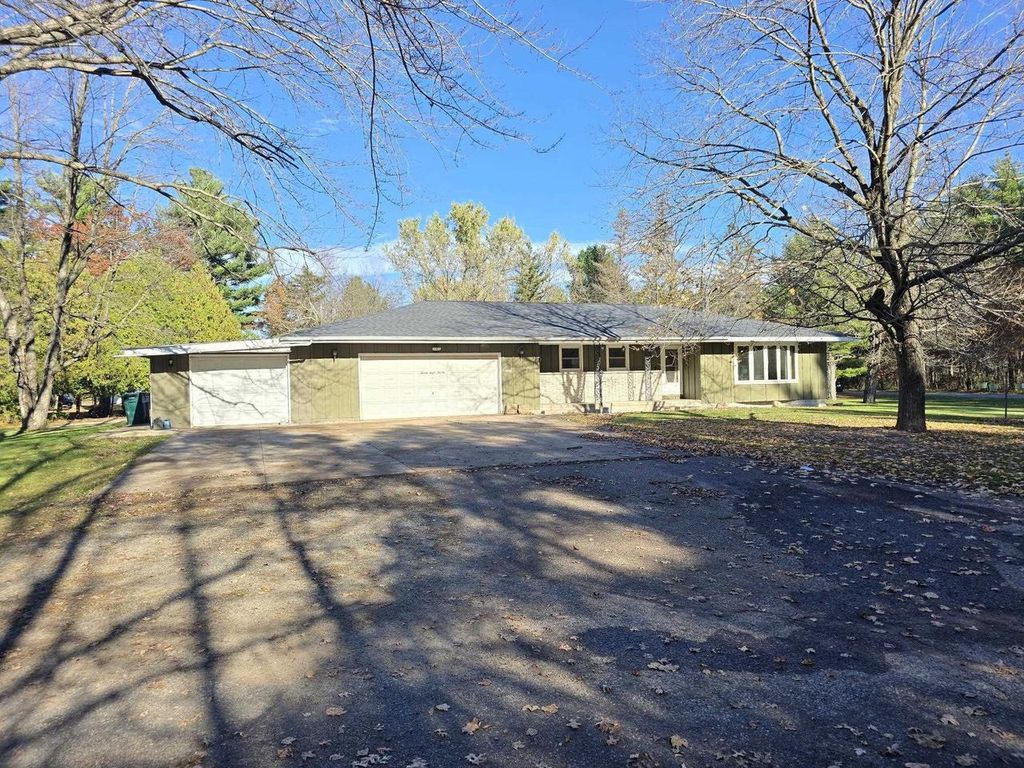 Photo of 2820 N 52nd STREET, Wisconsin Rapids, WI 54494 (MLS # 22505623)