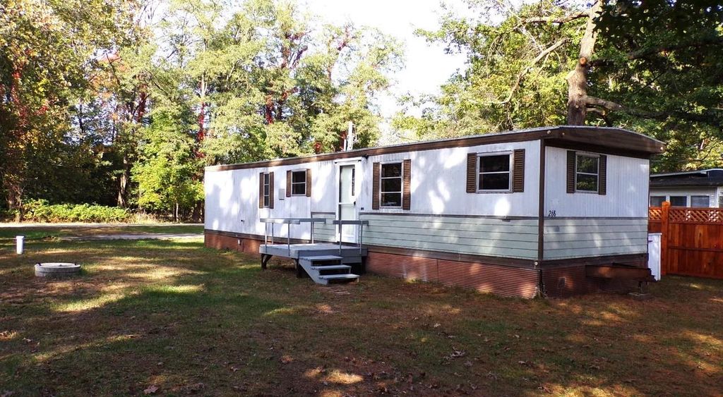 Photo of 268 E Center STREET, Redgranite, WI 54970 (MLS # 50316155)