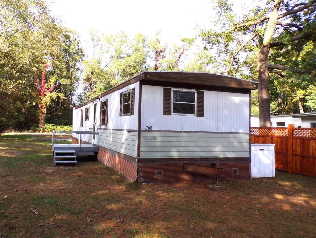 Photo of 268 E Center STREET, Redgranite, WI 54970 (MLS # 50316155)