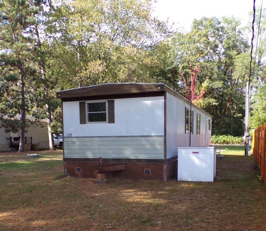 Photo of 268 E Center STREET, Redgranite, WI 54970 (MLS # 50316155)