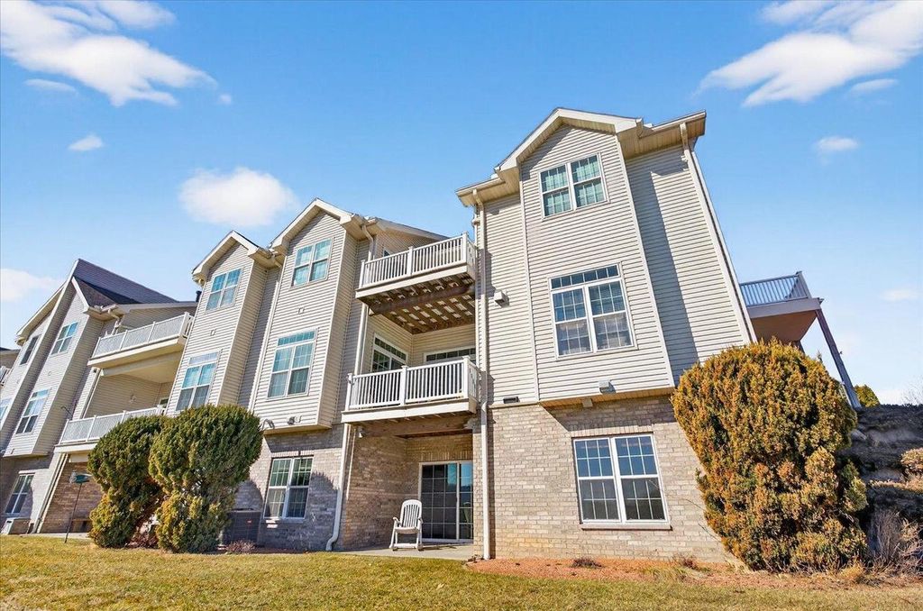 Photo of W11558 Island View COURT, Lodi, WI 53555 (MLS # 2015199)