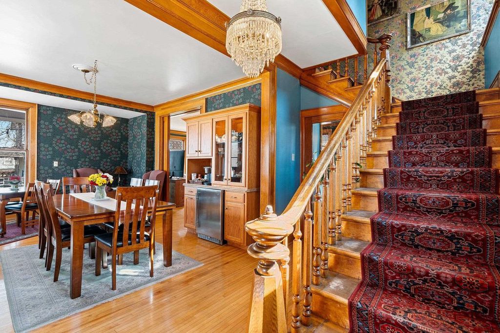 Photo of 637 S Monroe AVENUE, Green Bay, WI 54301 (MLS # 50321949)