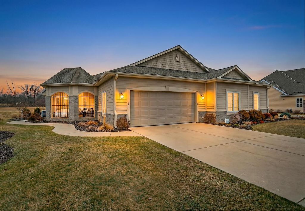 Photo of W162N5503 Westwind DRIVE, Menomonee Falls, WI 53051 (MLS # 1951288)