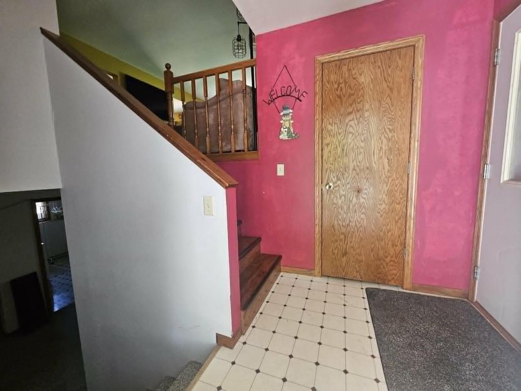 Photo of 513 W 12th STREET, Marshfield, WI 54449 (MLS # 22602283)