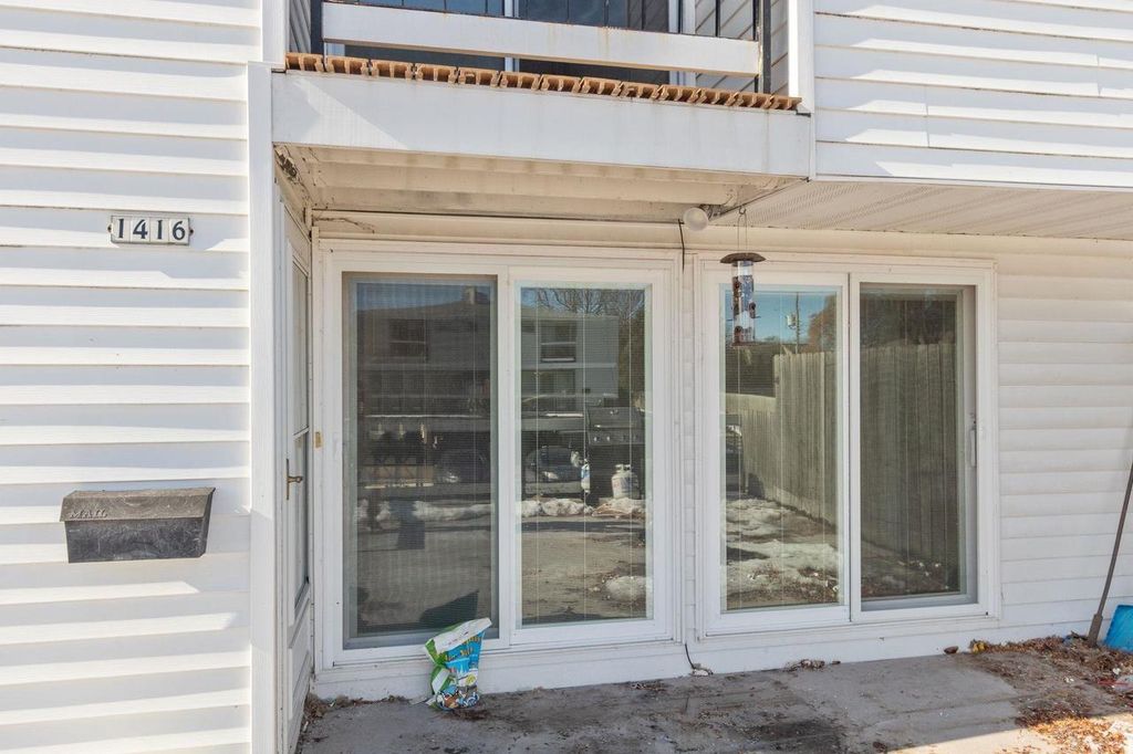 Photo of 1416 W 2nd AVENUE, Oshkosh, WI 54902 (MLS # 50321144)