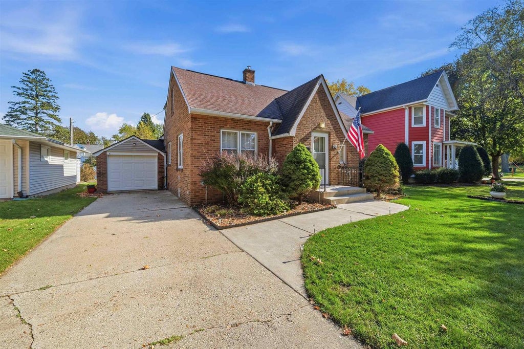Photo of 951 Watson STREET, Ripon, WI 54971 (MLS # 2034445)