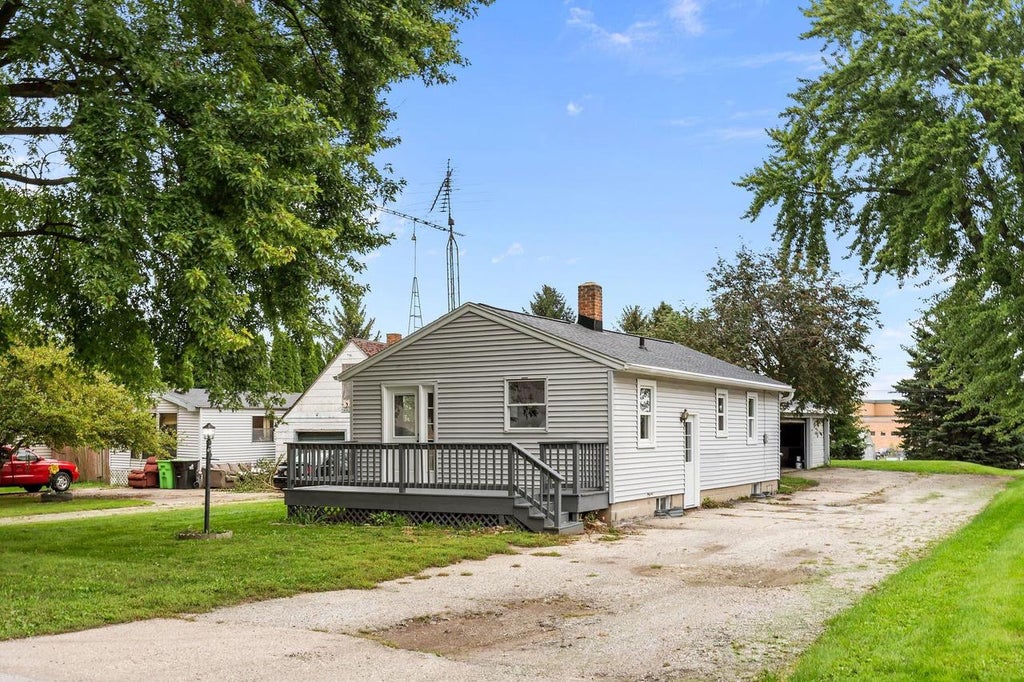 Photo of 525 S Grove STREET, Waupun, WI 53963 (MLS # 50333365)
