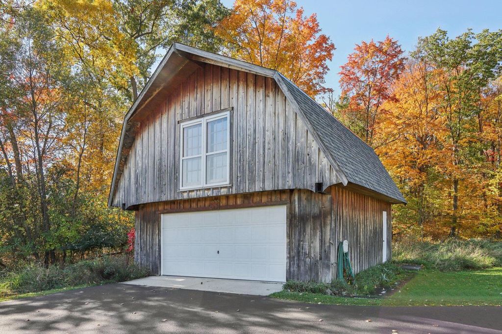 Photo of 5996 Donegal ROAD, Hubertus, WI 53033 (MLS # 1940465)