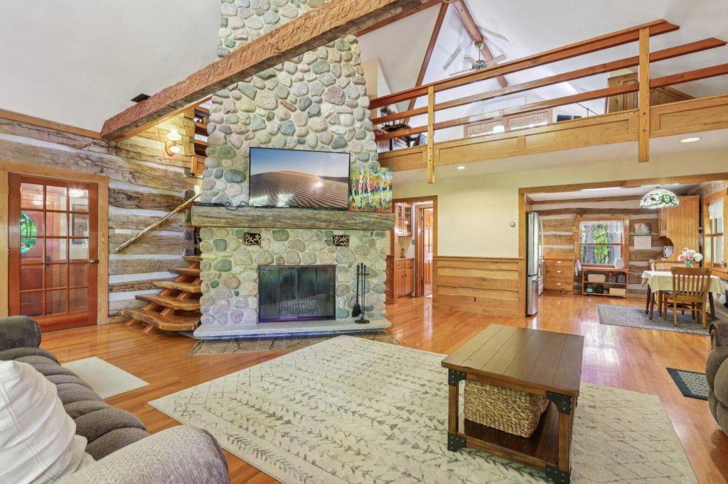 Photo of 5996 Donegal ROAD, Hubertus, WI 53033 (MLS # 1940465)