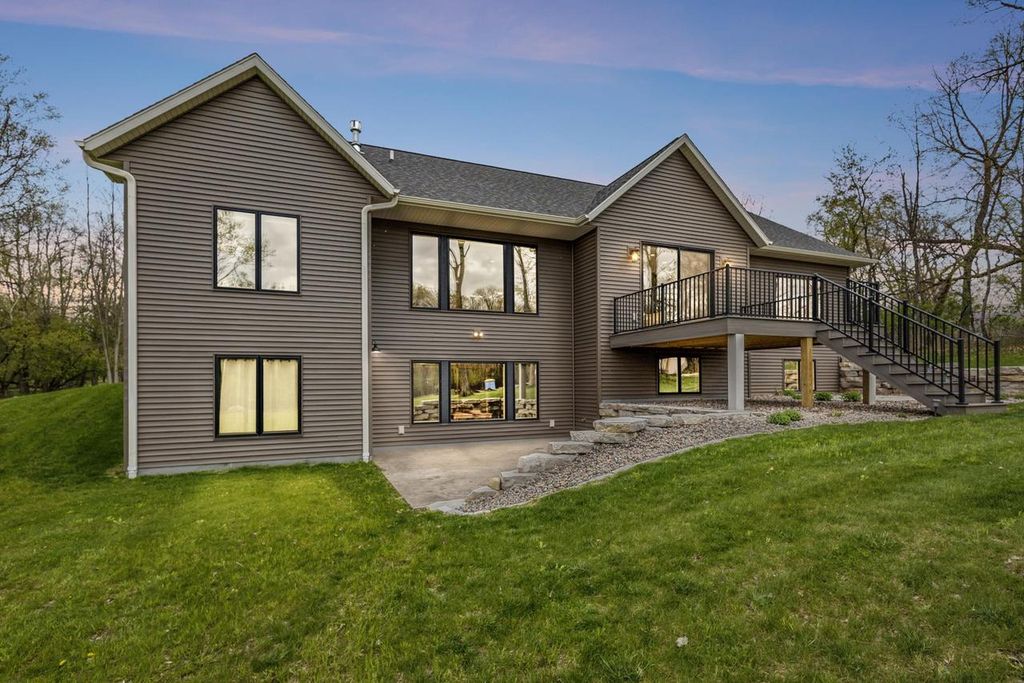 Photo of 433 Evensong WAY, Green Lake, WI 54941 (MLS # 2022386)