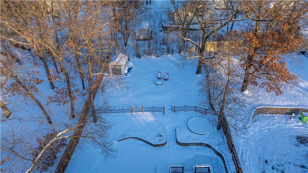 Photo of 1217 Boulevard PLACE, Eau Claire, WI 54703 (MLS # 1597379)