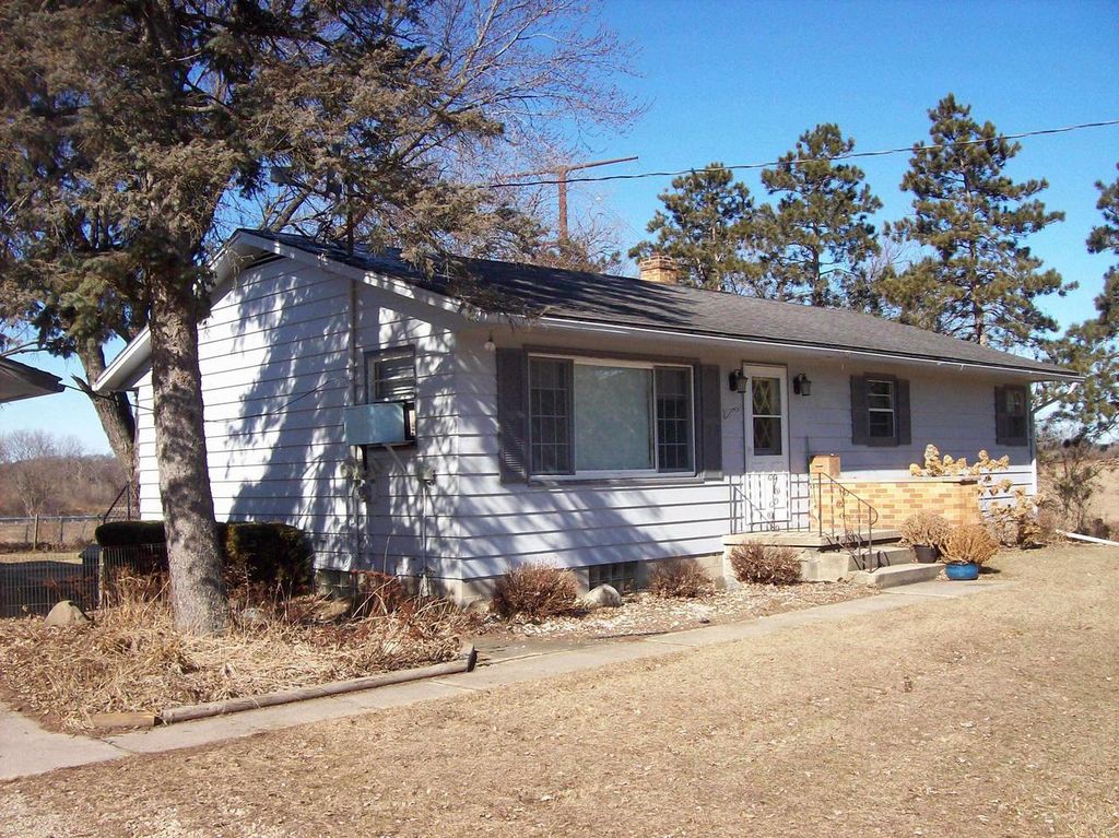 Photo of N3019 Smokey Hollow ROAD, Poynette, WI 53955 (MLS # 2017268)