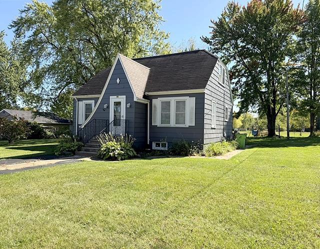Photo of 420 Green Bay AVENUE, Oconto Falls, WI 54154 (MLS # 50333375)
