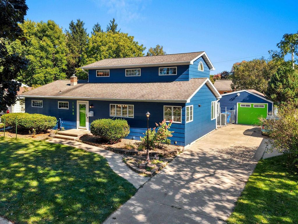Photo of 1508 N Nicholas STREET, Appleton, WI 54914 (MLS # 50316551)