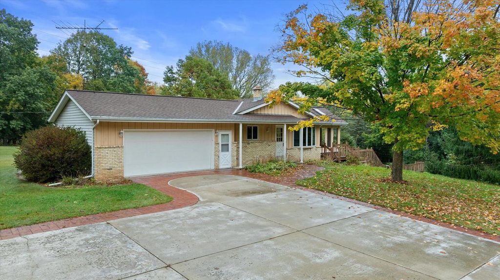 Photo of 7382 Rustic ROAD, West Bend, WI 53090 (MLS # 1939475)