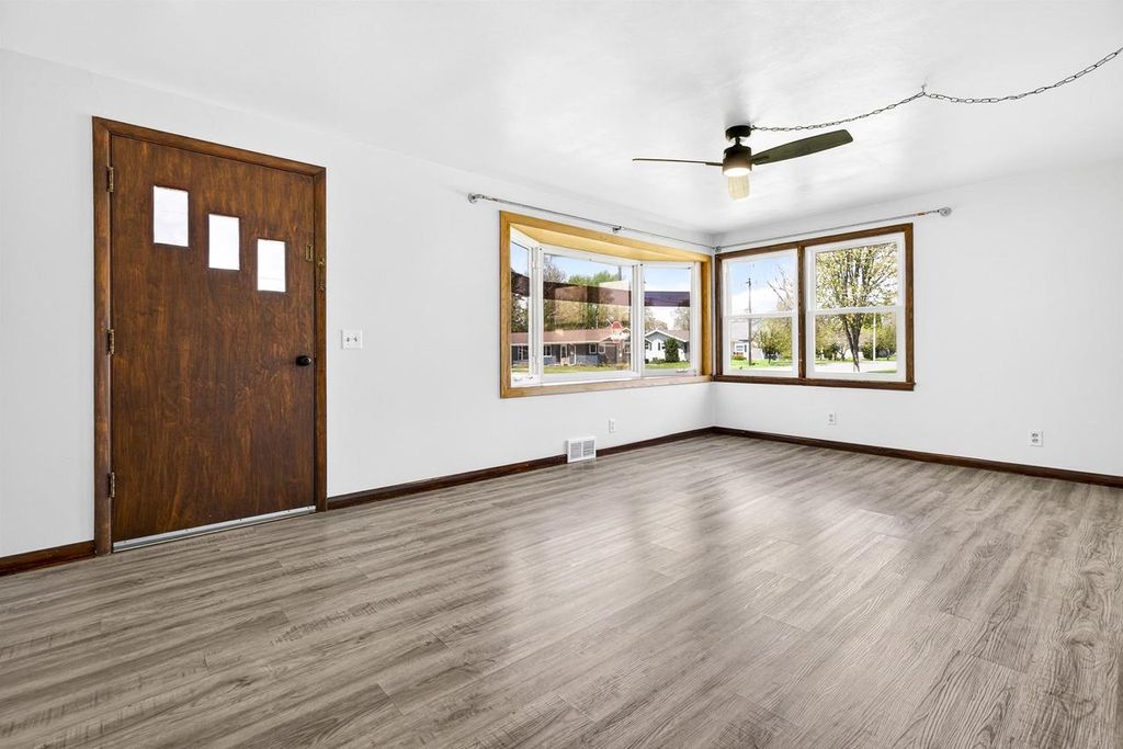 Photo of 1432 Evans STREET, Oshkosh, WI 54901 (MLS # 50324876)