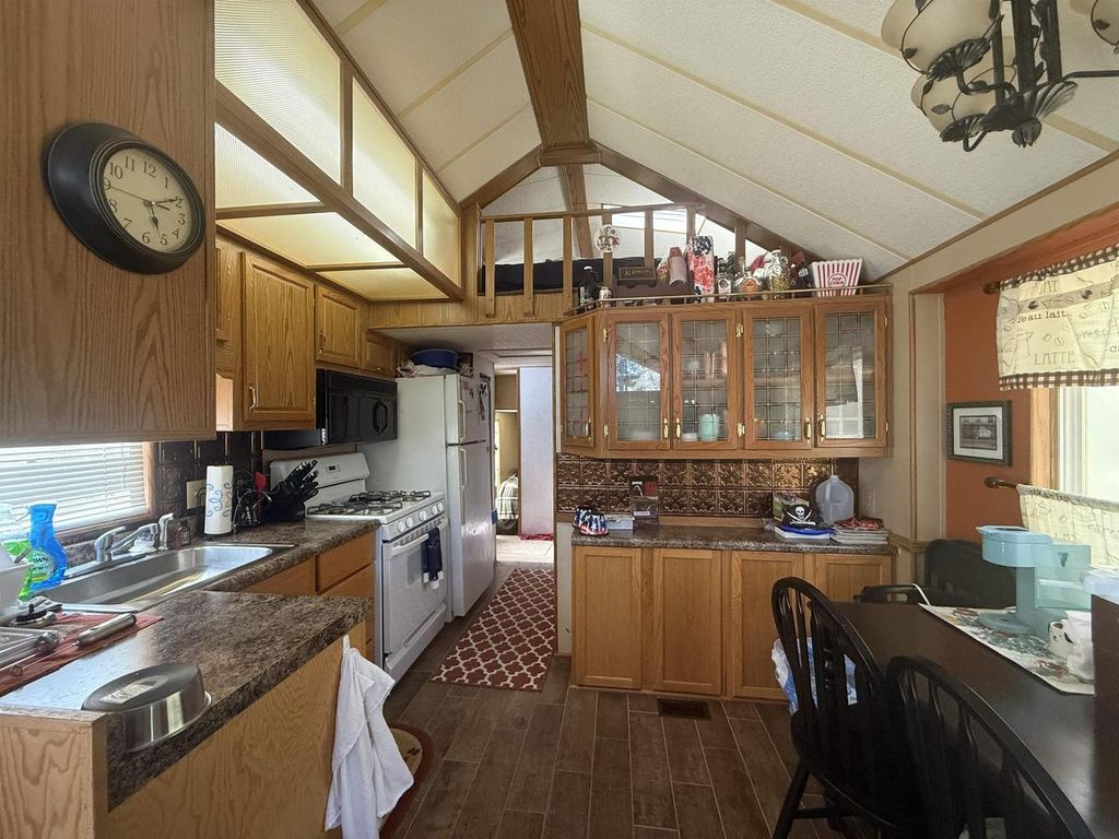 Photo of 105 Red Oak DRIVE, Wisconsin Dells, WI 53940 (MLS # 2021519)