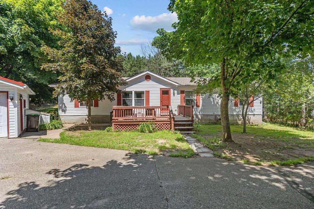 Photo of E2614 Marion LANE, Waupaca, WI 54981 (MLS # 50329312)