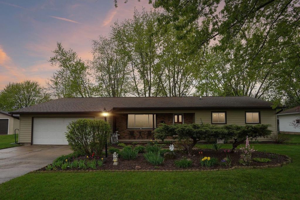Photo of 409 Cedar STREET, Sauk City, WI 53583 (MLS # 2021623)