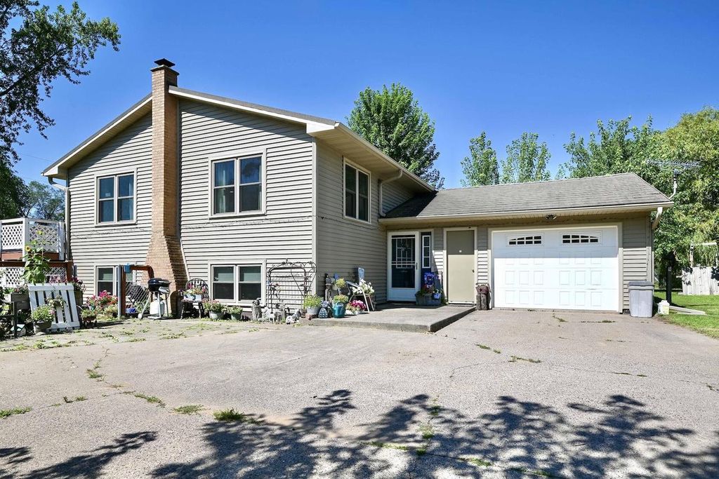 Photo of 49 E 2nd STREET, Buffalo City, WI 54622 (MLS # 1971742)