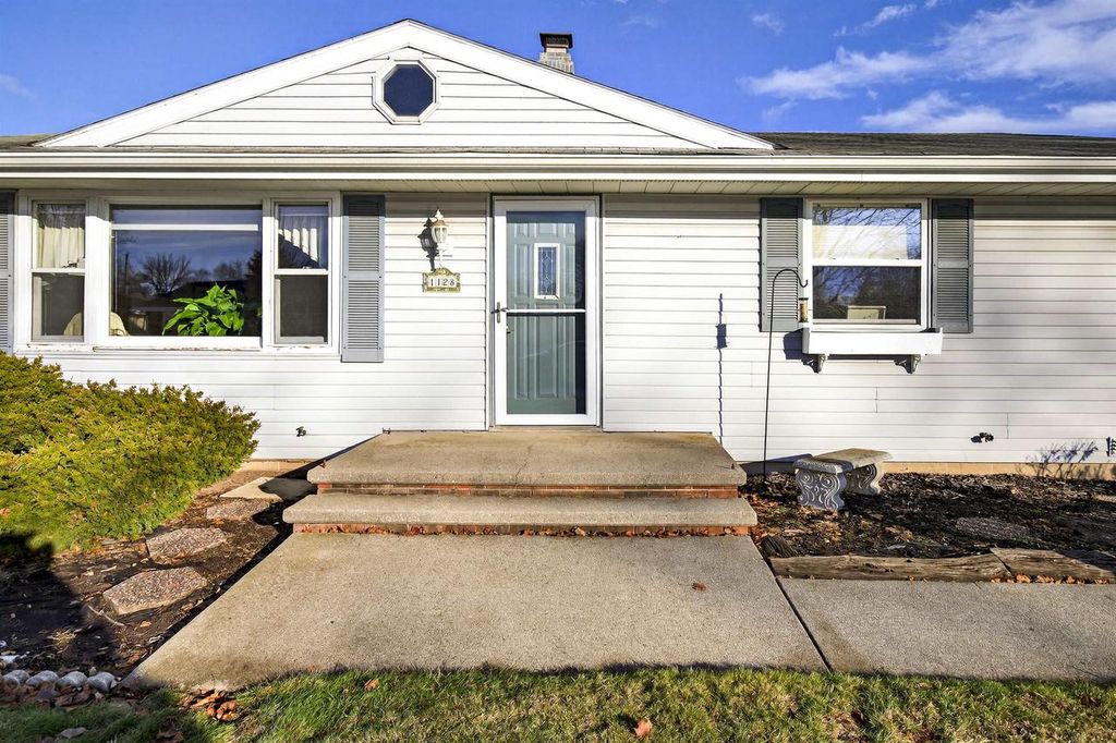 Photo of 1128 E Layton AVENUE, Appleton, WI 54915 (MLS # 50319997)