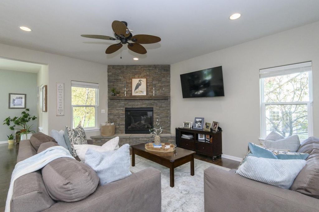 Photo of 351 Stocks DRIVE, Delafield, WI 53018 (MLS # 1940688)