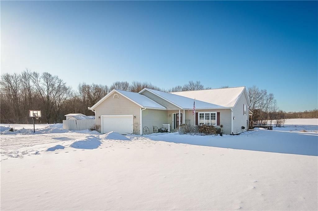 Photo of E9562 690th AVENUE, Elk Mound, WI 54739 (MLS # 1598260)