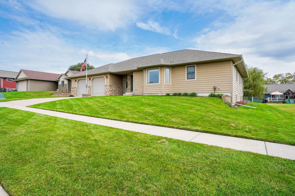 Photo of 11541 Monteville COURT, Trempealeau, WI 54661 (MLS # 1982928)