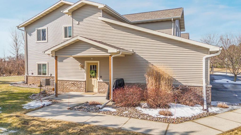 Photo of 1072 W Willis WAY, Appleton, WI 54913 (MLS # 50321282)