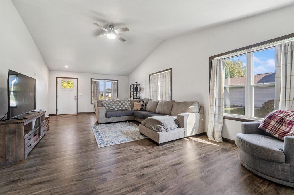 Photo of 726 Mustang LANE, Fond Du Lac, WI 54935 (MLS # 50316192)
