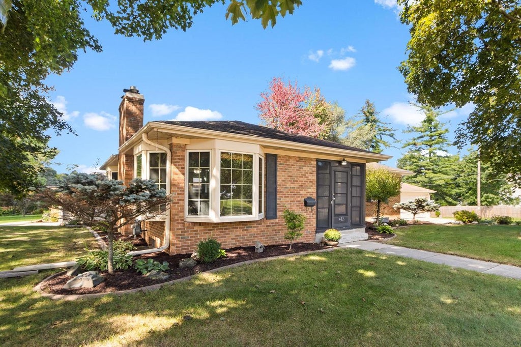 Photo of 402 S Owen DRIVE, Madison, WI 53711 (MLS # 2030149)