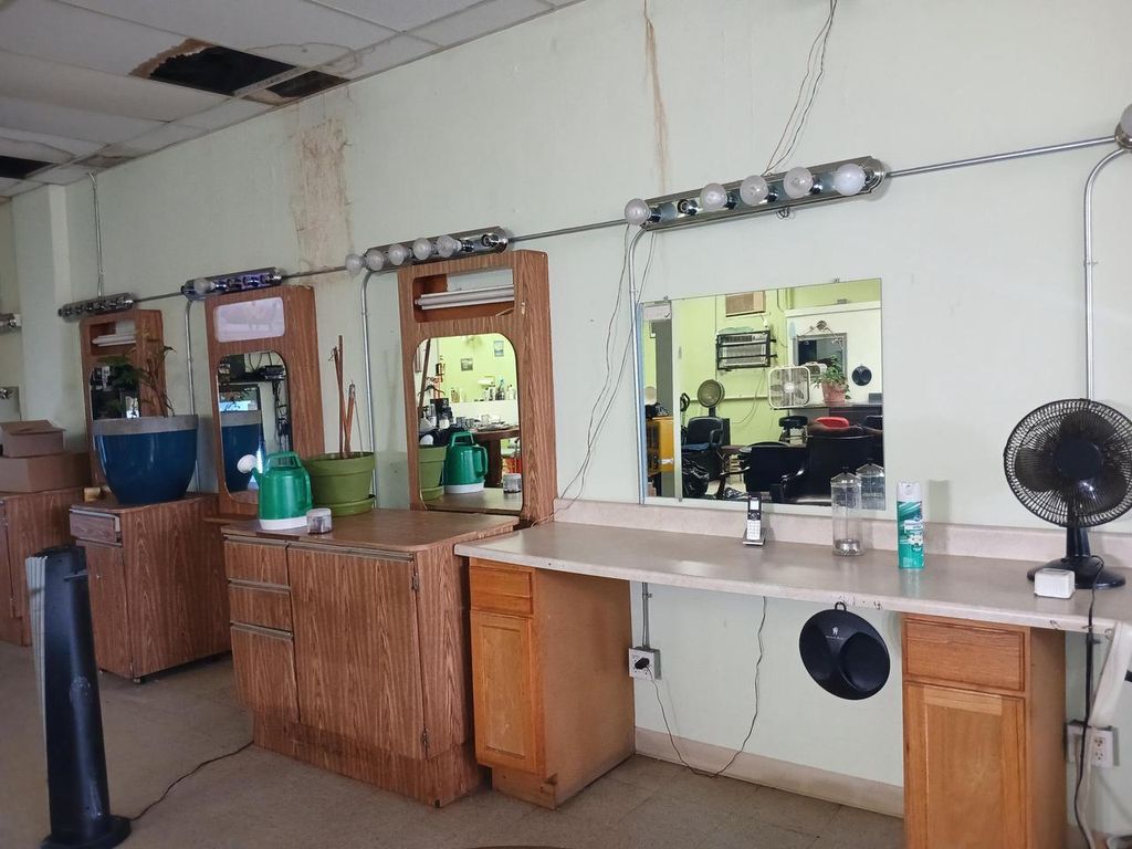 Photo of 3723 N Teutonia AVENUE #3725, Milwaukee, WI 53206 (MLS # 1944432)