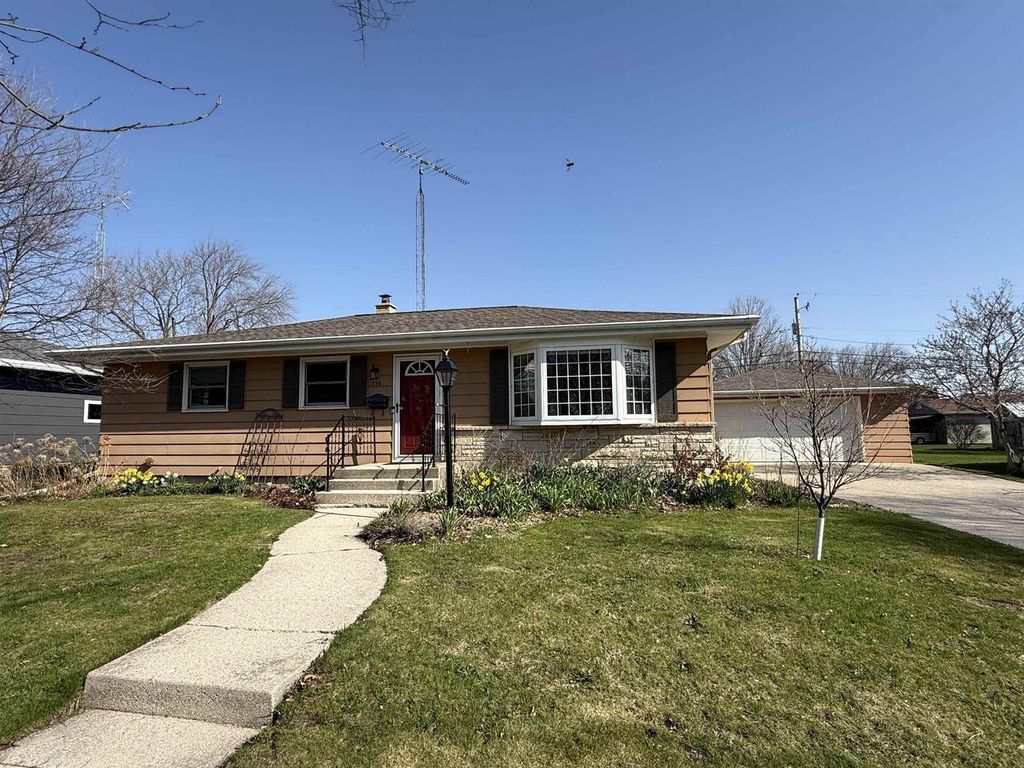 Photo of 136 North STREET, North Fond Du Lac, WI 54937 (MLS # 50323993)