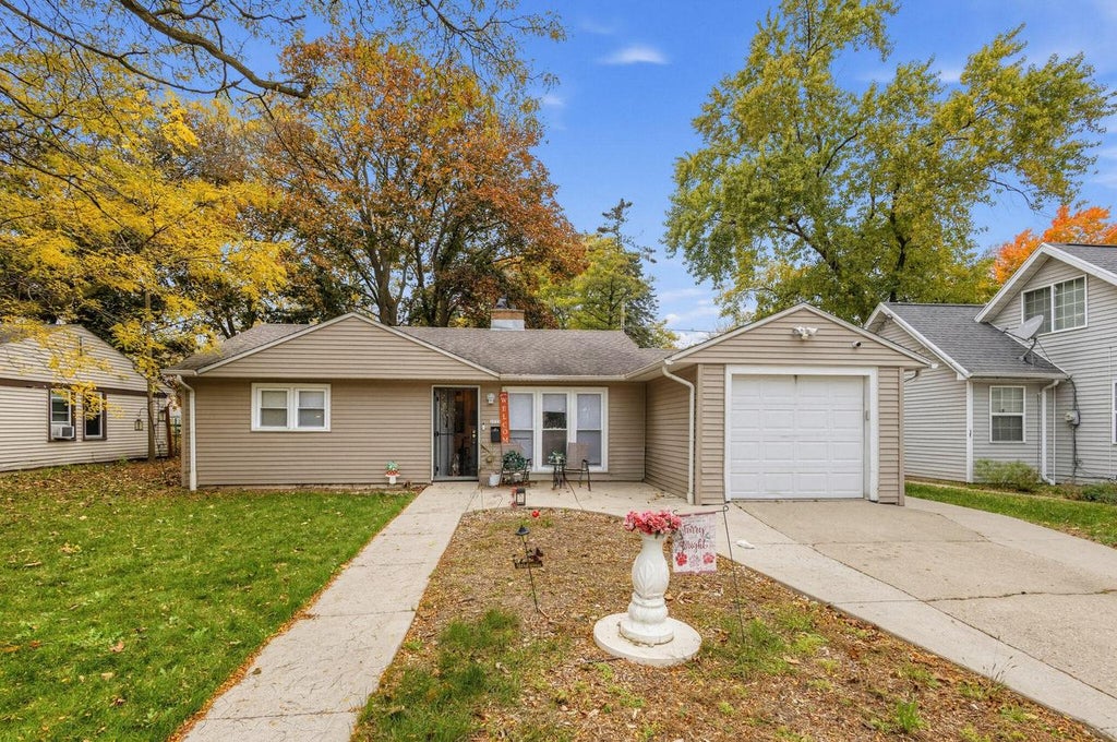 Photo of 3733 N 60th STREET, Milwaukee, WI 53216 (MLS # 1986655)