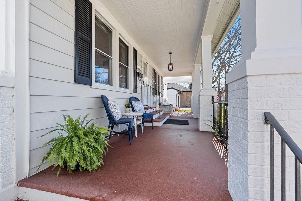 Photo of 114 W Mission ROAD, Green Bay, WI 54301 (MLS # 50323794)