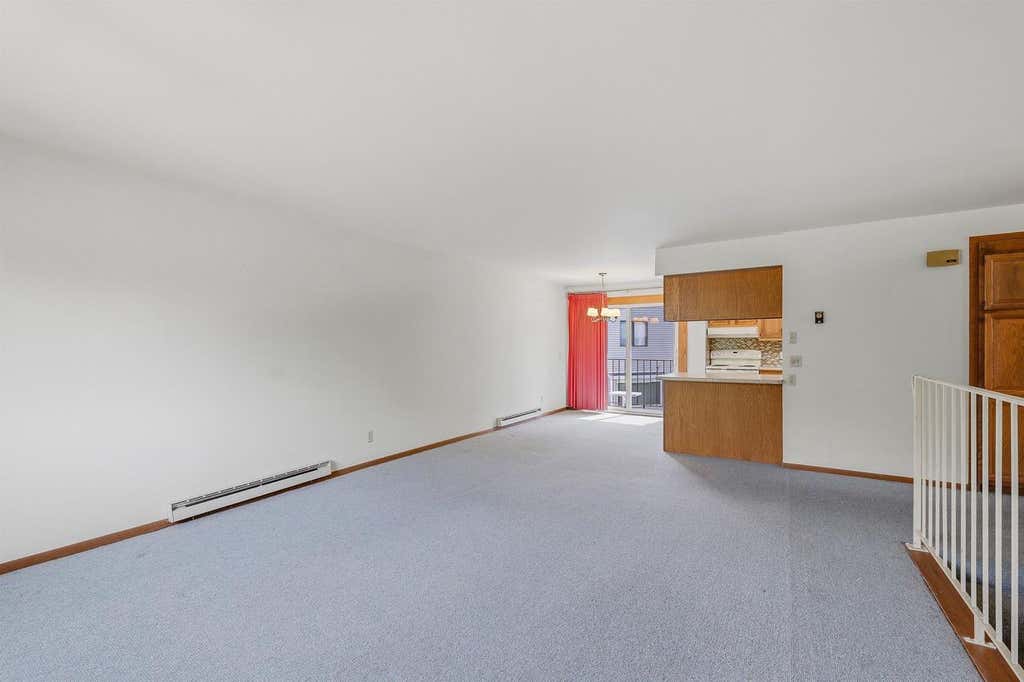 Photo of 67 University DRIVE, Fond Du Lac, WI 54935 (MLS # 50328370)