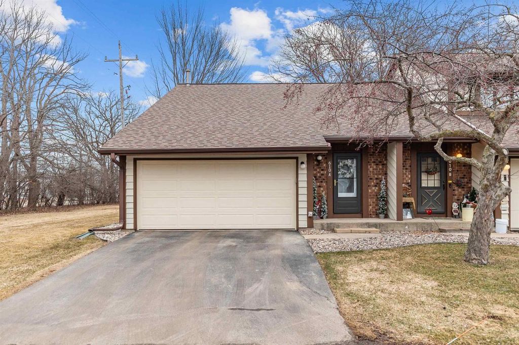 Photo of 610 Stonehedge LANE #3-A, WI 54914 (MLS # 50321815)