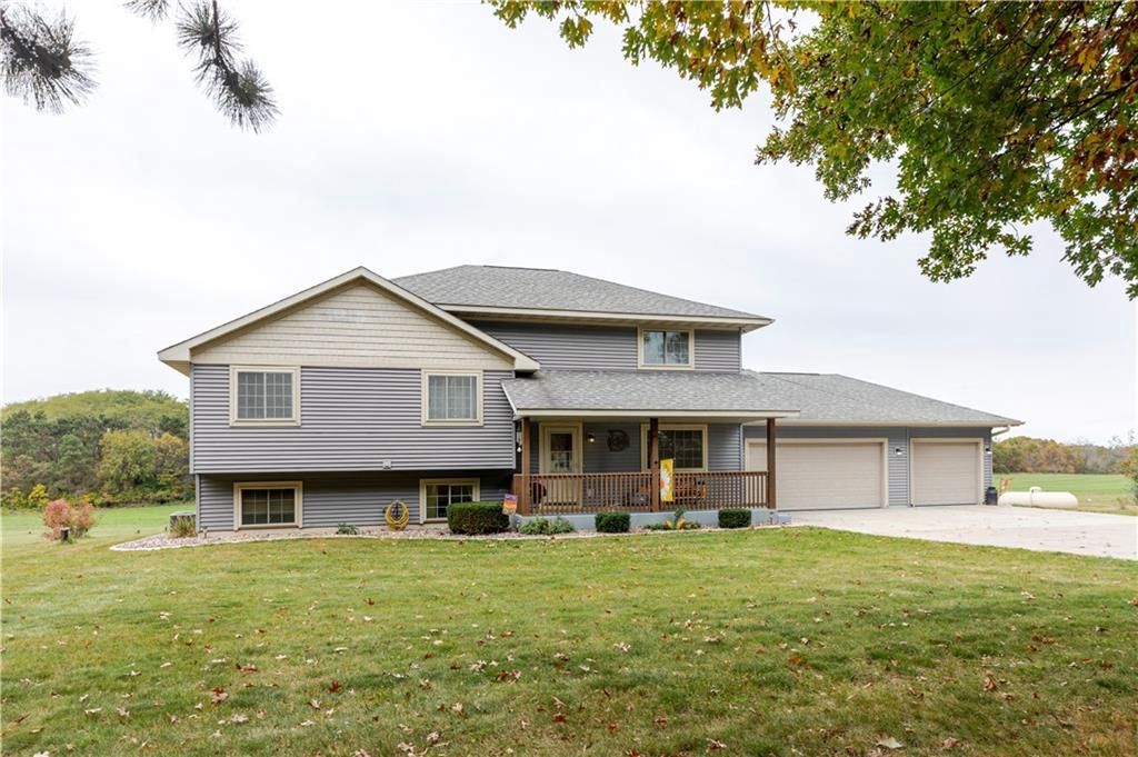 Photo of 1290 Pleasant Hill ROAD, Eau Claire, WI 54703 (MLS # 1596506)